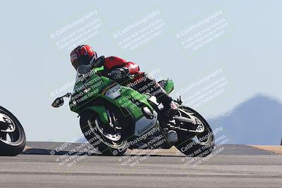 media/Oct-30-2025-Racers Edge (Thu) [[dabbdaf680]]/3-B Group/Session 4 Turn 9/